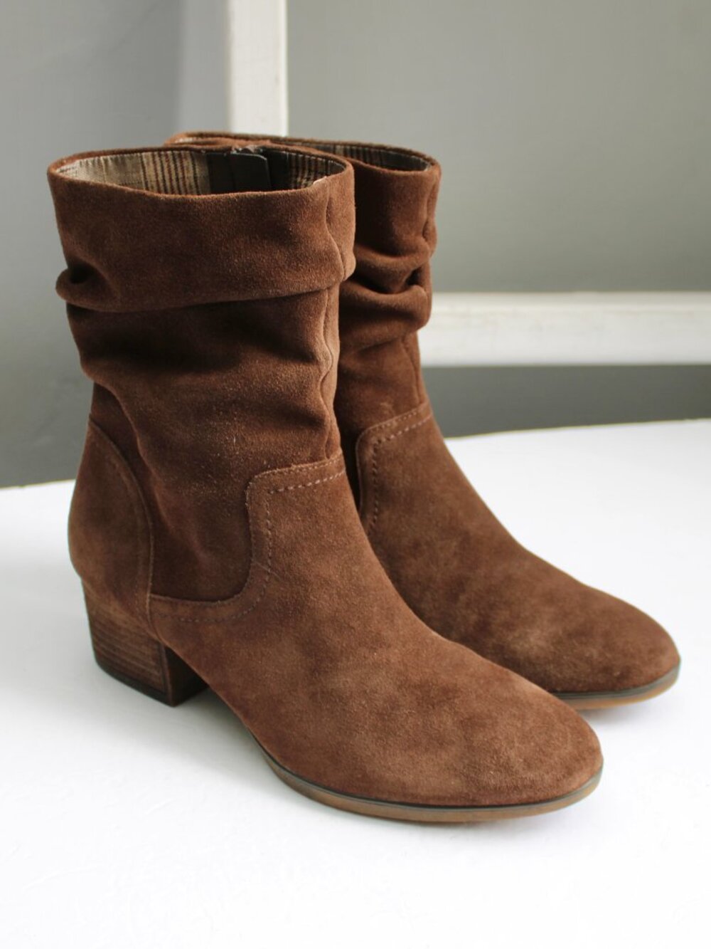 Abeo B.I.O System Women's Brown "Faith" Slouch Style Suede Ankle Boots Size 8 N